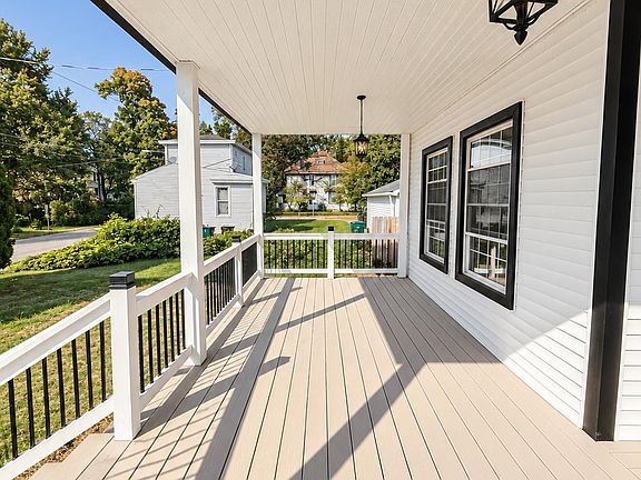 2nd image of 4418 Station Ave