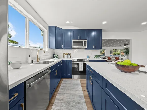 94-540 Loaa St, Waipahu, HI 96797