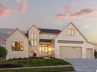 22225 Sanctuary Ridge Dr, Elkhorn, NE 68022