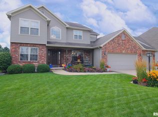 718 S Breckenridge Dr, Dunlap, IL 61525