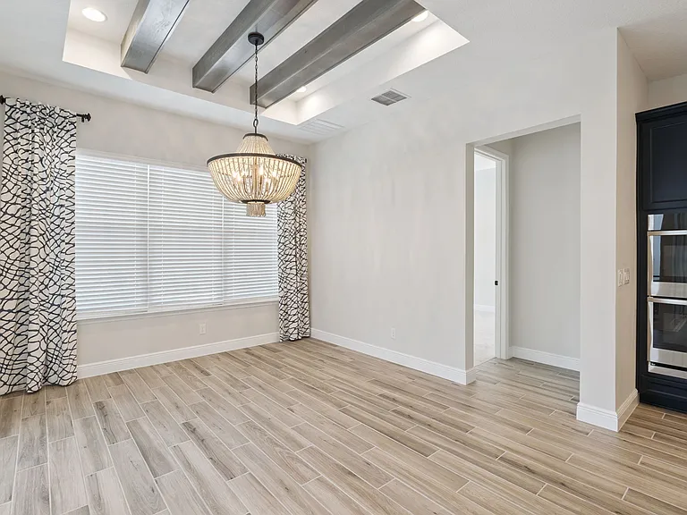 7790 Four Seasons Blvd — Photo 16