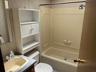 3rd image of 14890 Saint Lawrence Dr