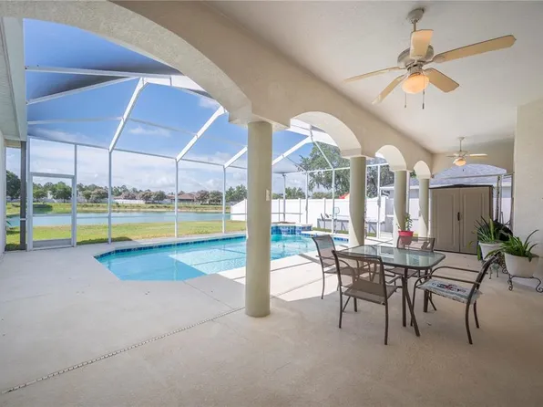 525 Seven Oaks St, Mulberry, FL 33860