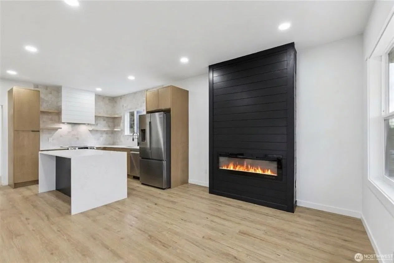 5 bed, 3.5 bath, 3170 sqft, $5,200 — Photo 4