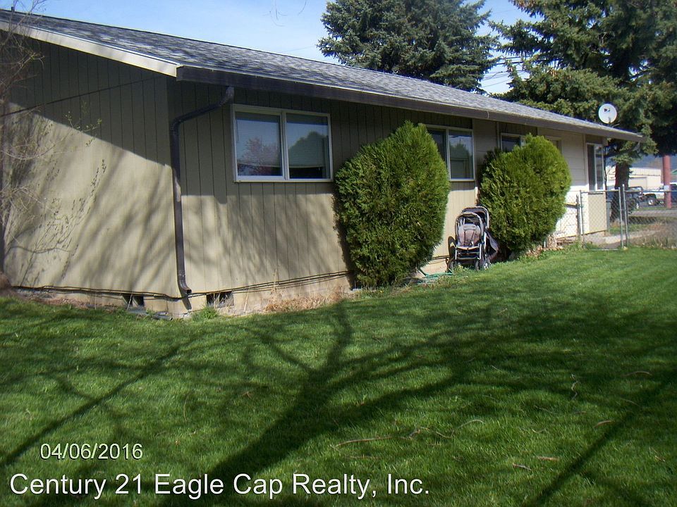 2nd image of 2208 Cove Ave