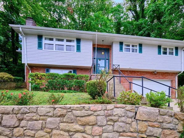605 Bendview Dr, Charleston, WV 25314