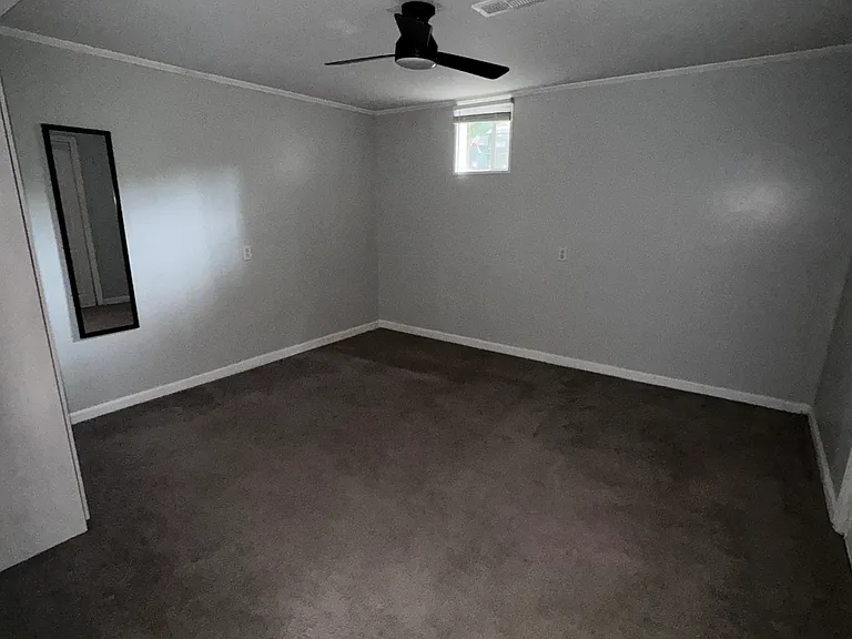 8718 Rollingwood Rd #B — Photo 17