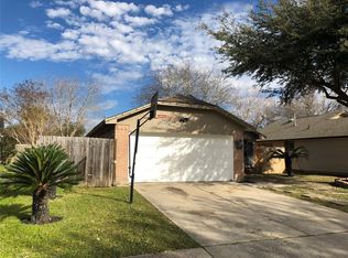 3910 Suttonford Dr, Houston, TX 77066