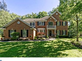 2 Lange Ct, Mullica Hill, NJ 08062