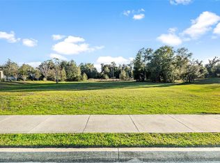 332 Oak St #342, Lady Lake, FL 32159