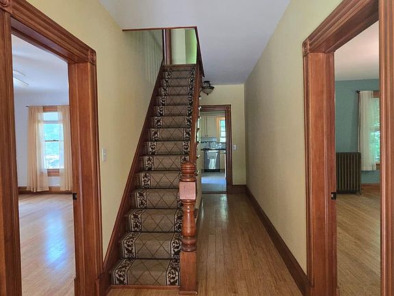 4th image of 248 N Highland Avenue