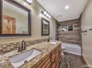 1558 Crystal Air Dr, South Lake Tahoe, CA