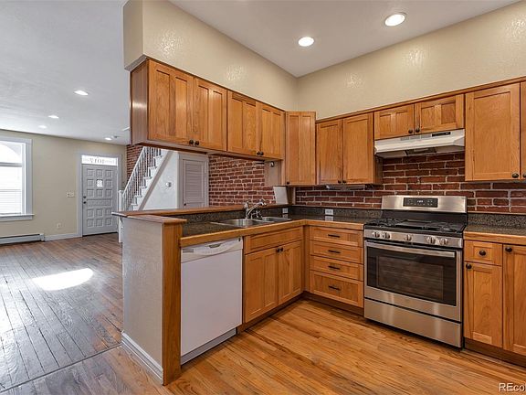 5th image of 1017 E 23rd Ave