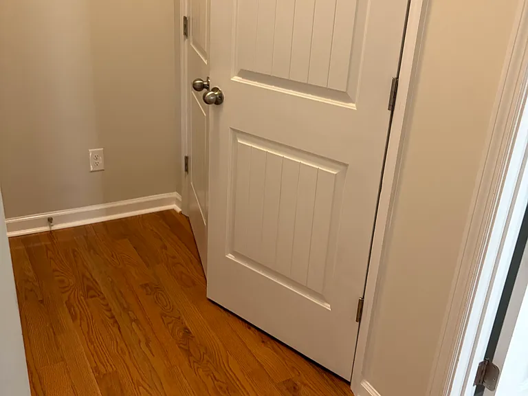 408 Vandemere Ct — Photo 29
