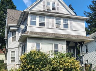 71 West St, New London, CT 06320