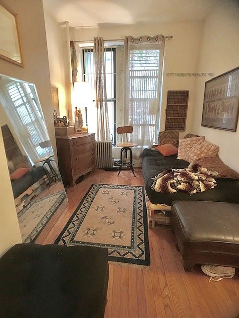 1st image of 430 E 9th St #2A