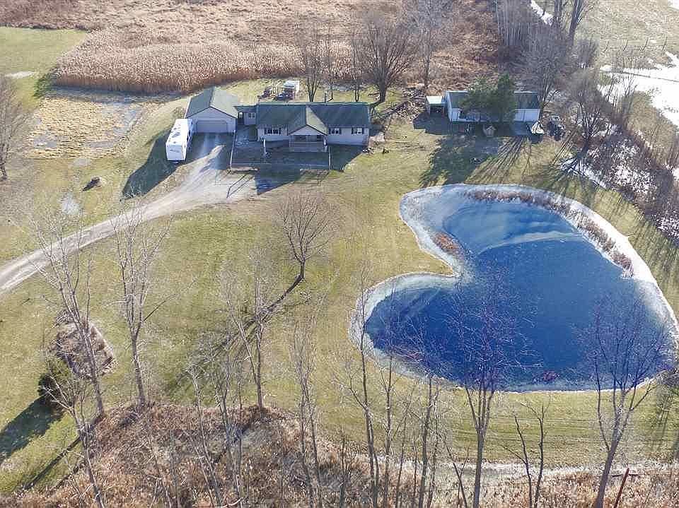 1st image of 9595 Saint Clair Hwy
