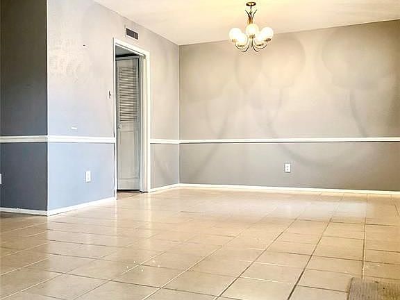 2nd image of 2234 Fairgreen Dr