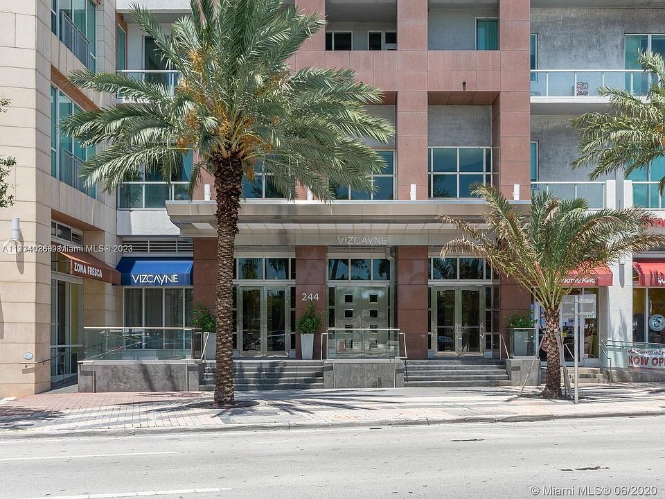 1st image of 244 Biscayne Blvd APT 4807