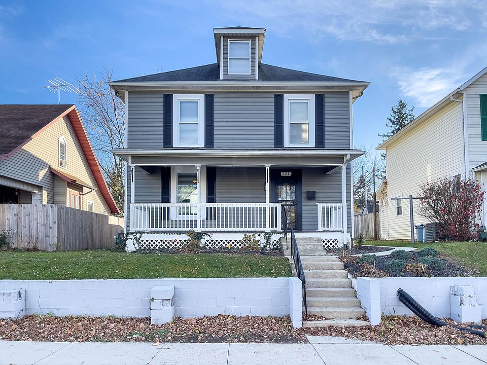 1st image of 121 Lincoln Pl