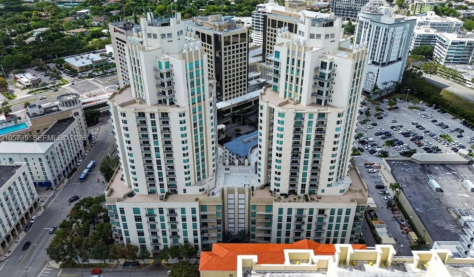 Metropolis I At Dadeland — Photo 3