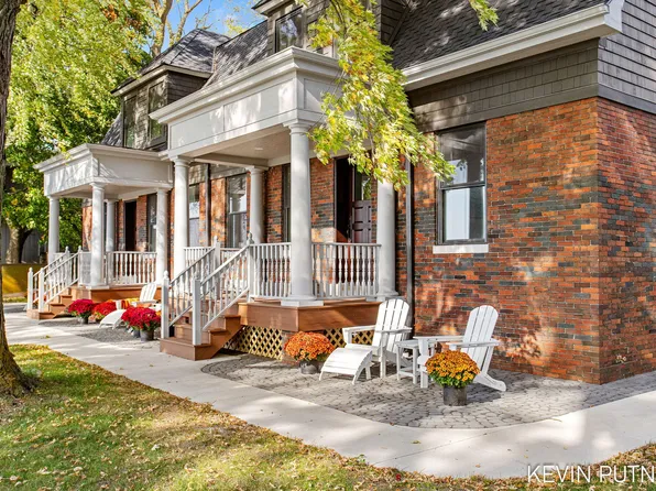 103 N Pier St, Saint Joseph, MI 49085