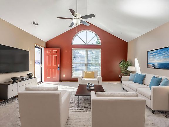 4th image of 4000 Silvaner Dr #23