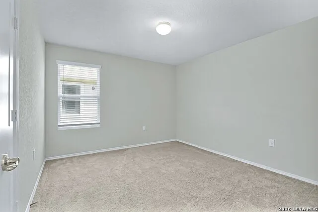 6854 Hibiscus Fls — Photo 15