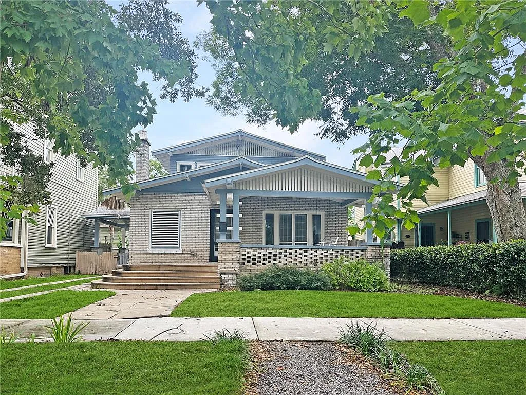 4 bed, 2.0 bath, 1780 sqft, $2,000 — Photo 1