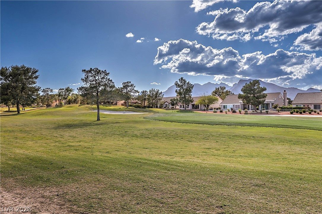 2637 Showcase Dr