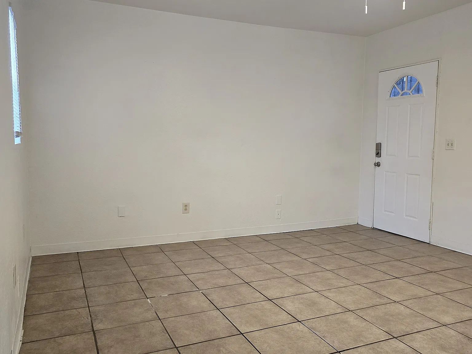 Alamitos — Photo 3