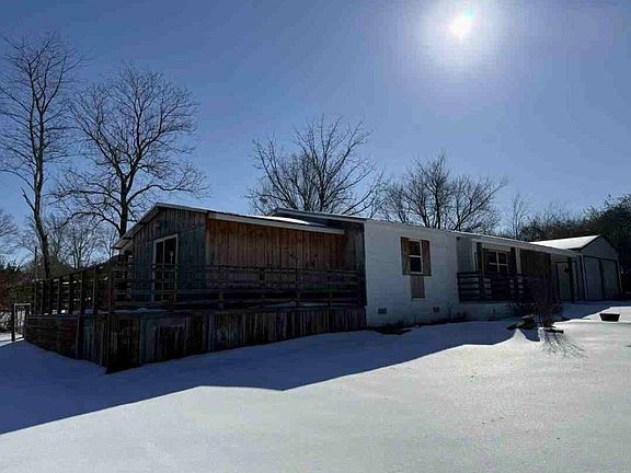 5th image of 24 Smith Rd