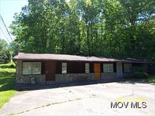 2nd image of Meadowview Dr