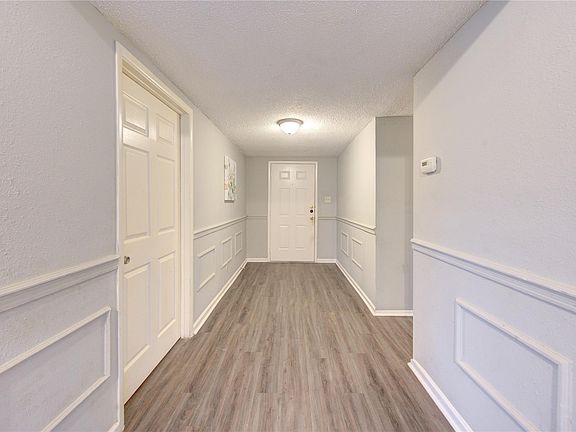 4th image of 4106 California St