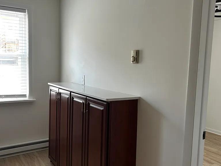 202 N Main St — Photo 7