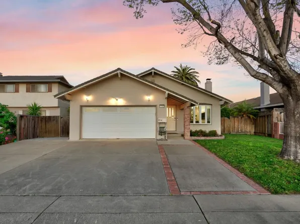 1396 Fallen Leaf Dr, Milpitas, CA 95035