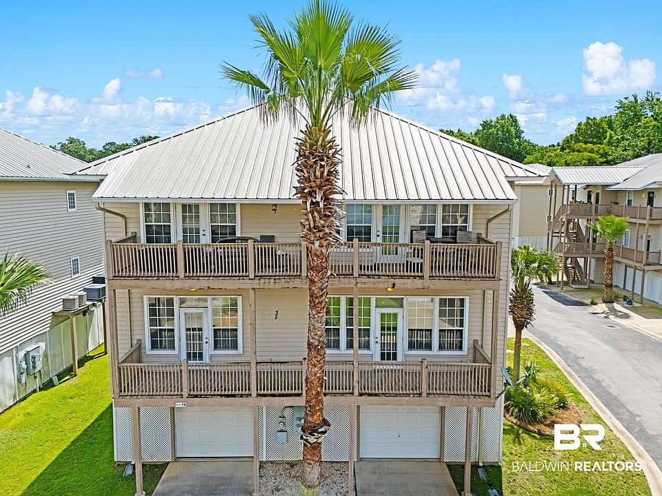 1st image of 4 Yacht Club Dr APT 35