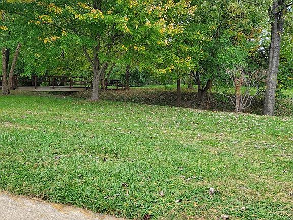 3rd image of 358 Lincoln Ave
