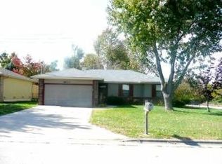 315 N Meteor Ave, Springfield, MO 65802