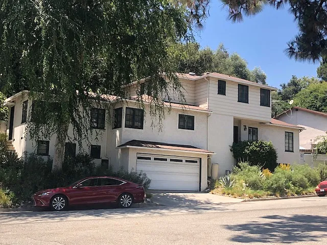 1355 Cordova Ave
