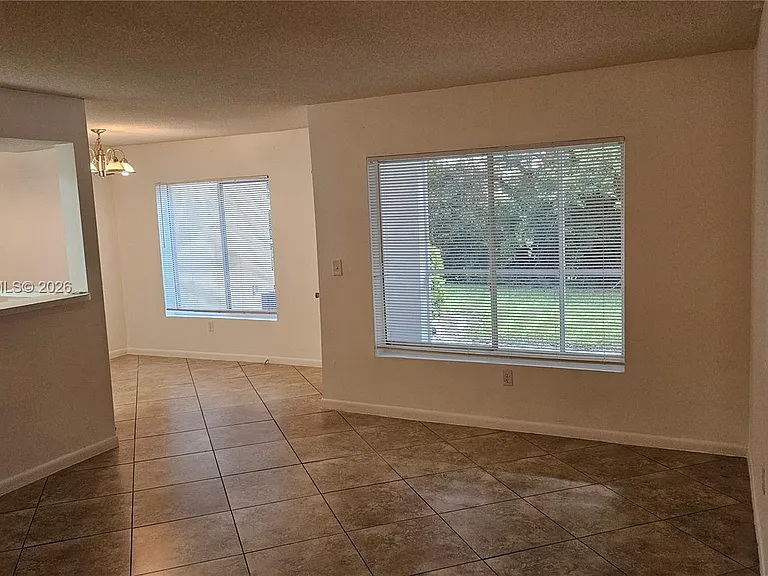 815 W Boynton Beach Blvd #14-102 — Photo 7