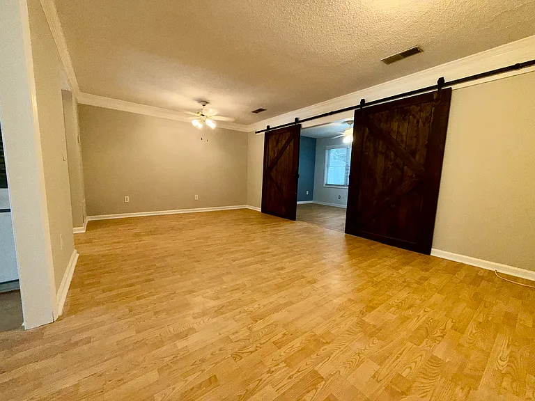 760 Coventry Township Pl — Photo 9