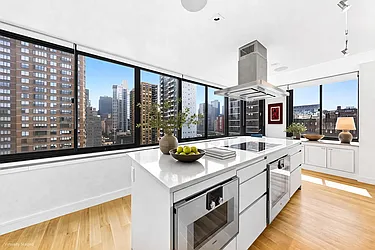 159 East 30th Street, #15AB