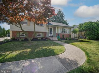 50 Holly Dr, Woodbury, NJ 08096