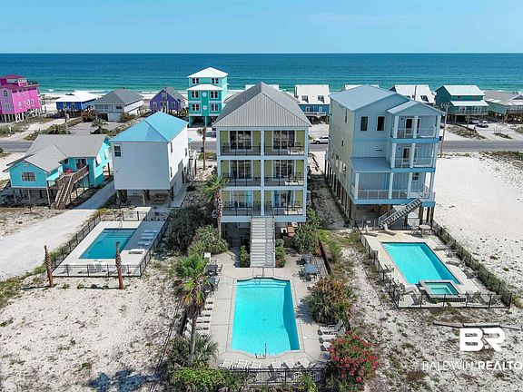 3rd image of 1440 W Beach Blvd
