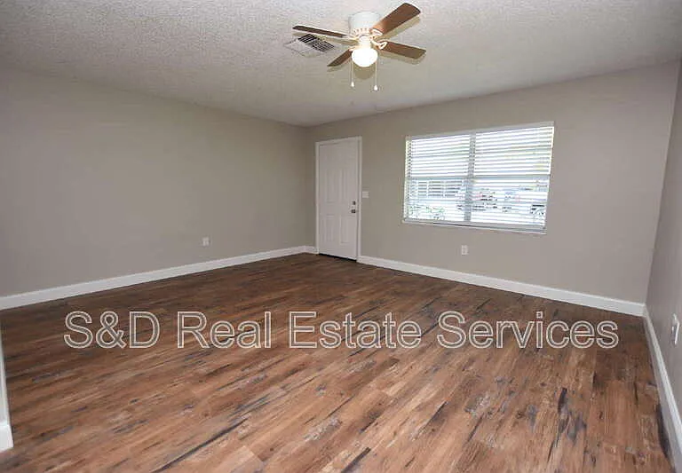 1224 Waterview Blvd E — Photo 7