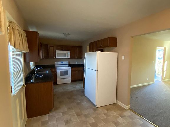 2nd image of 227 Brookwood Ave