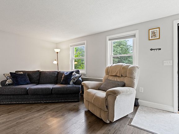 5th image of 18 Mill Brook Road #A