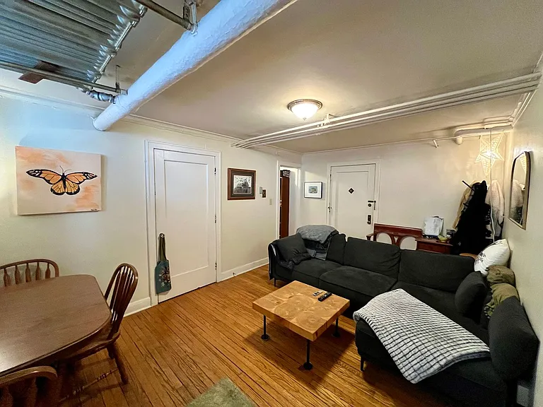 3825 N Oakland Ave — Photo 4