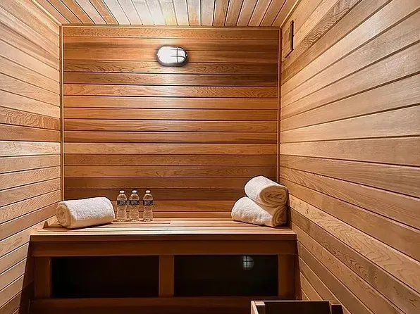 323 Clinton Street image 29 of 30